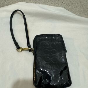 Coach Poppy patent monogram wristlet